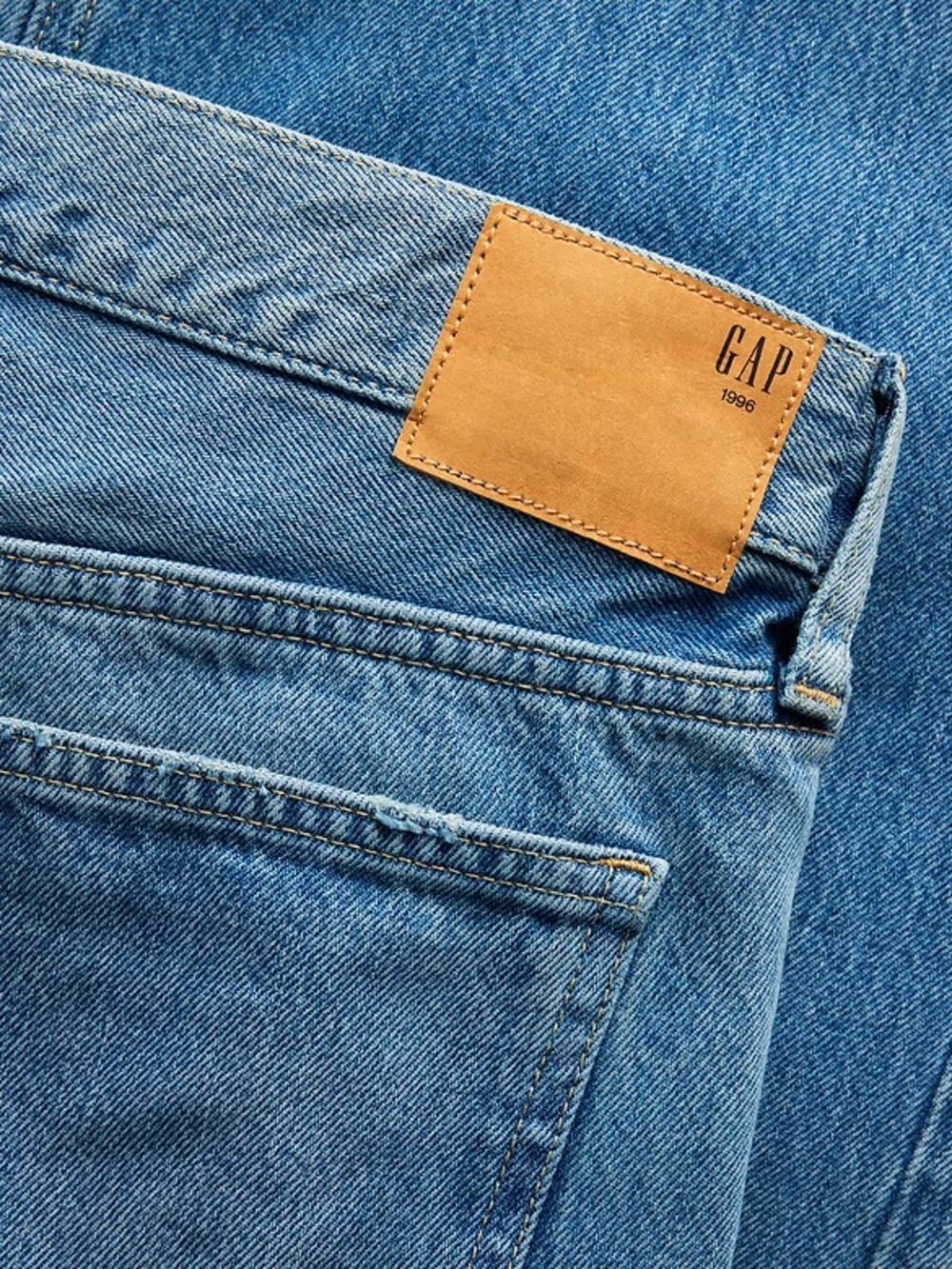 NWT GAP X HAILEY BIEBER The Hailey Low Rise Loose Jean - Light Indigo - Picture 8 of 9